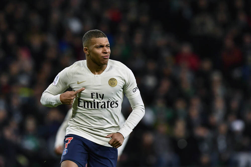 OpenAI拿下10%股权，AMD一夜暴涨634亿美元